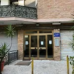 Mary Sant'elia 4* Neapel