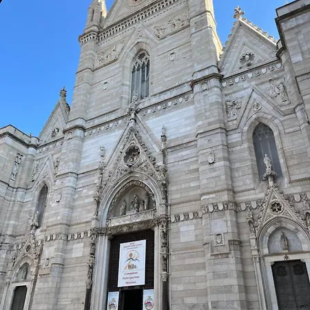 Mary Sant'elia 4* Nápoles
