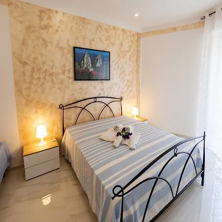 فندق مبيت وإفطار Mary Sant'elia