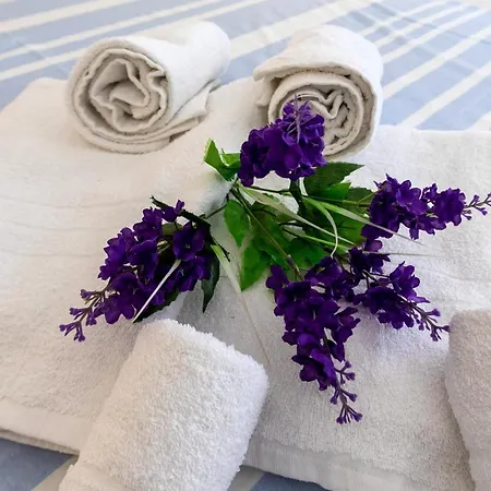 Mary Sant'elia فندق مبيت وإفطار 3*