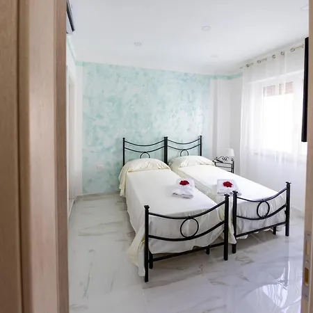 Mary Sant'elia فندق مبيت وإفطار